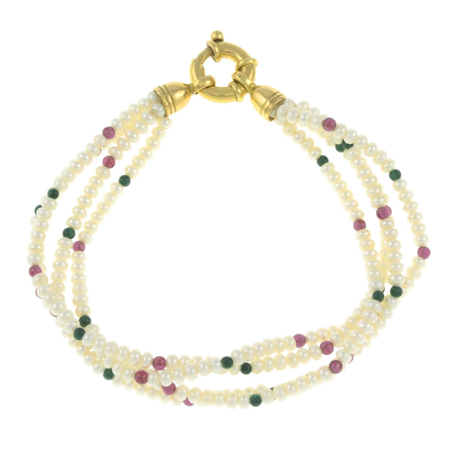 Cultured pearl bracelet, with garnet & malachite spacers