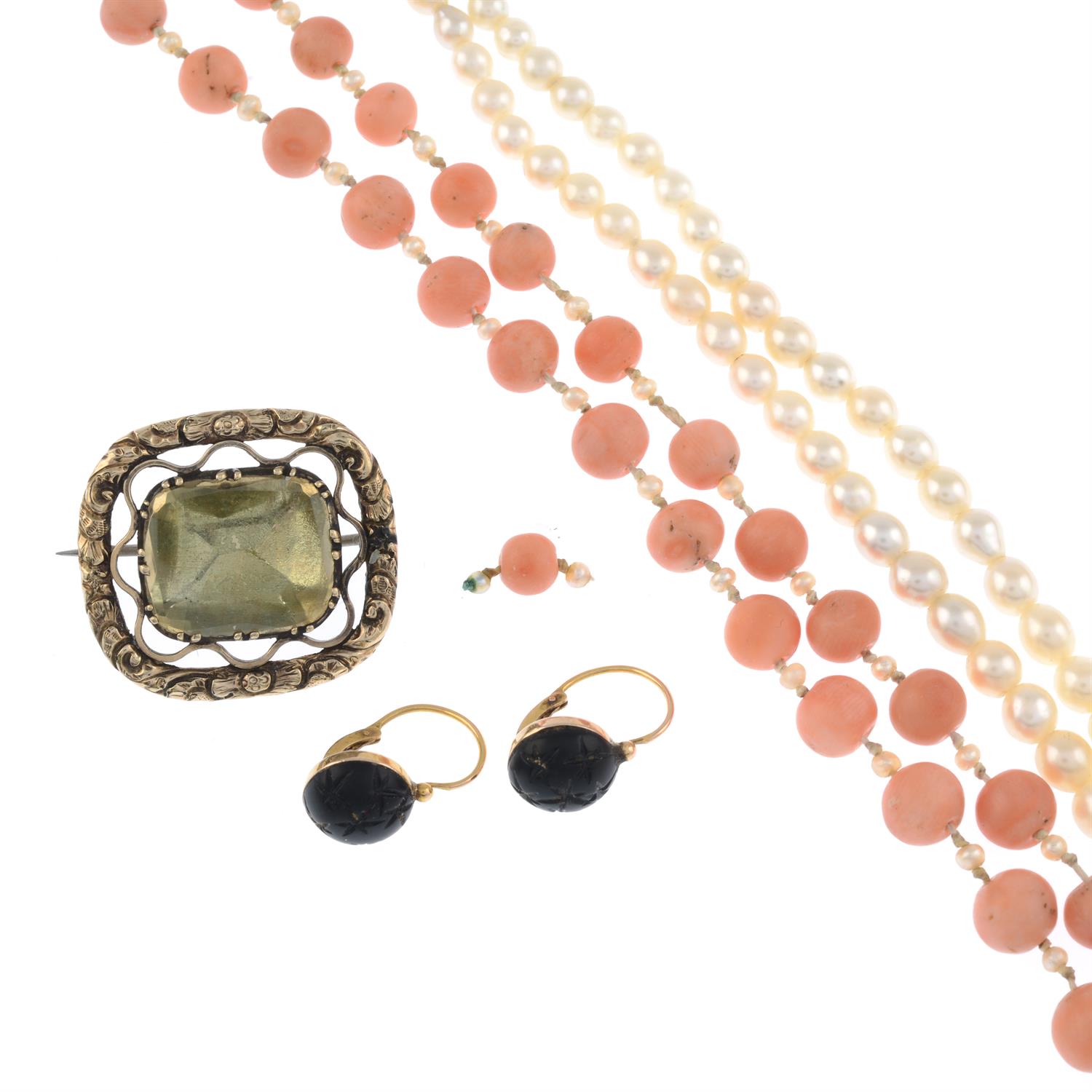 Selection of jewellery - Bild 2 aus 2