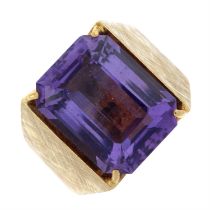 Amethyst dress ring