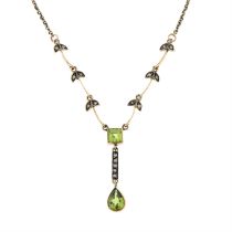 9ct gold peridot and split pearl necklace