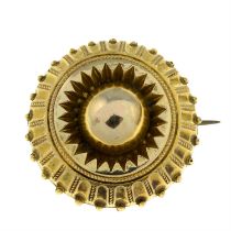 Victorian gold brooch, with embossed details