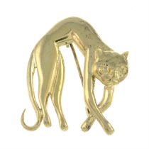 9ct gold cat brooch
