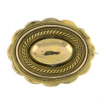 Late Victorian gold scalloped brooch, with glazed panel reverse.