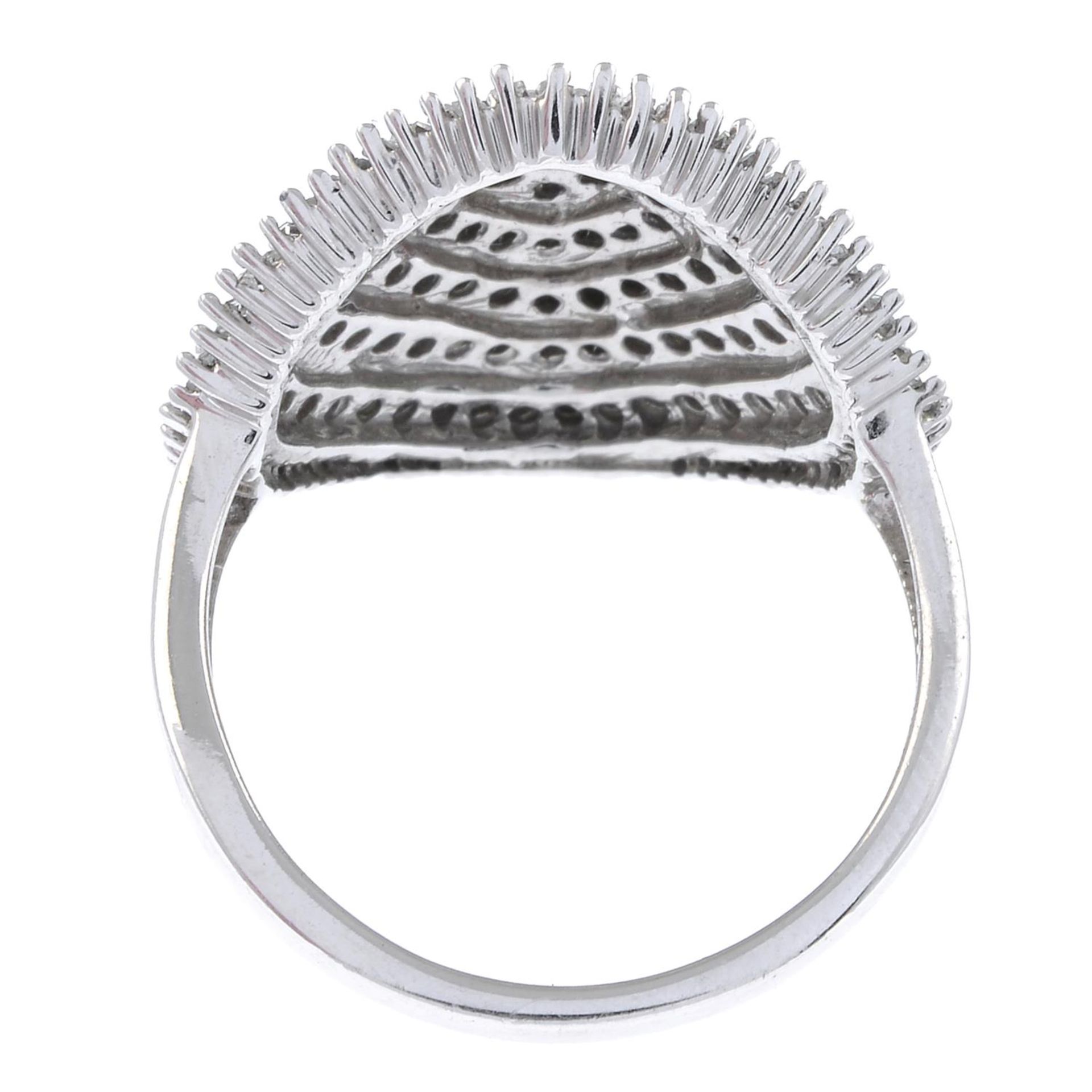 9ct gold diamond cocktail ring - Image 2 of 2