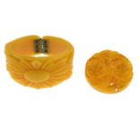 Bakelite brooch & bangle