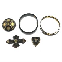 Assorted late 19th to Early 20th C tortoiseshell jewellery