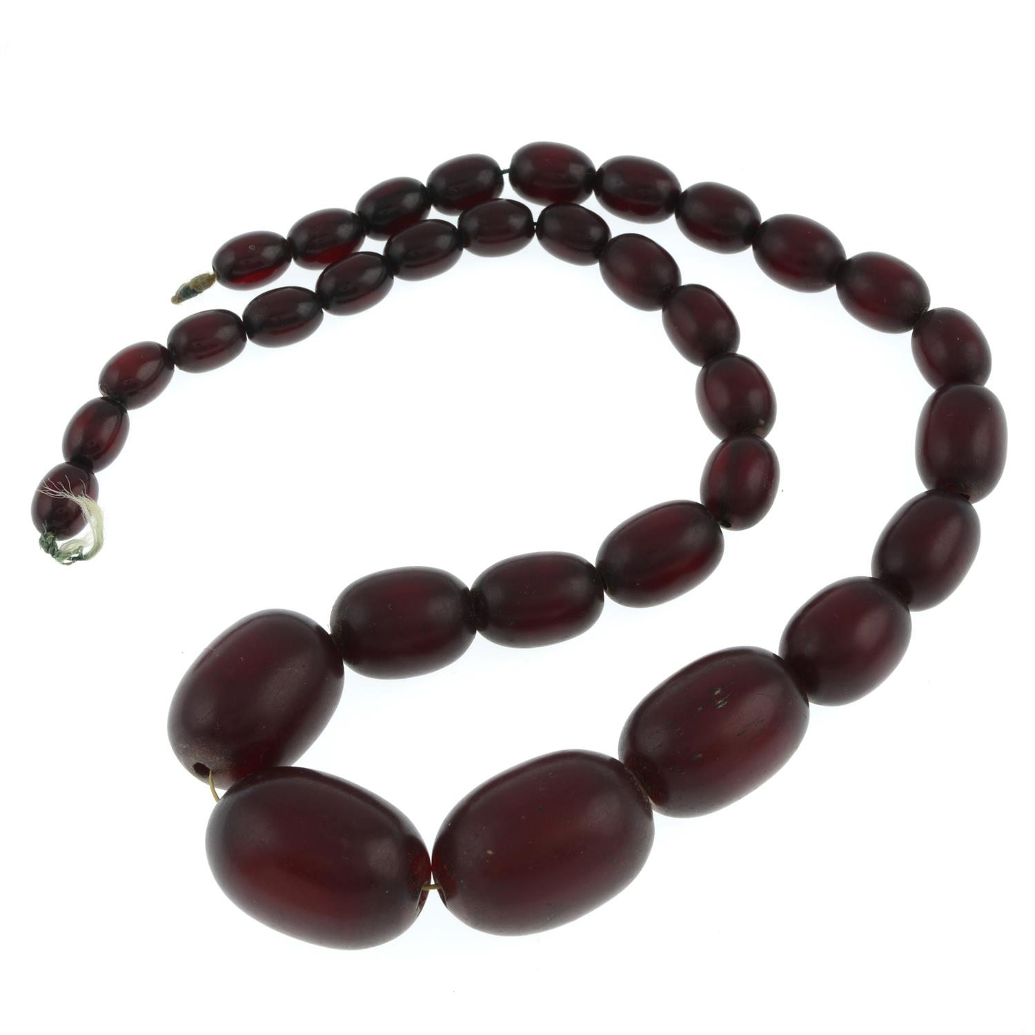 Bakelite bead necklace - Image 2 of 2