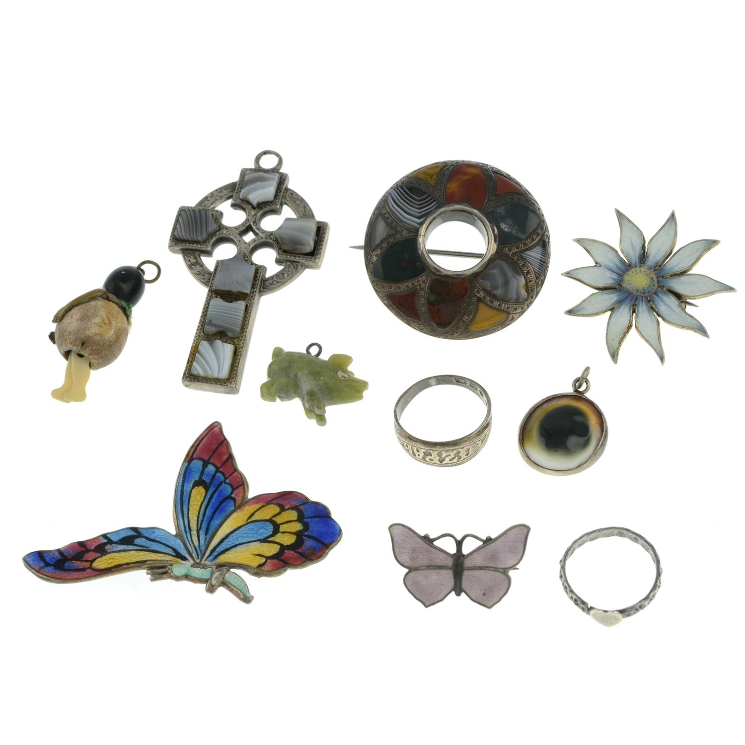 Ten Victorian & later jewellery items - Image 2 of 2
