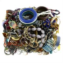 Large quantity of costume jewellery