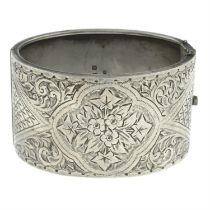 Early 20th century silver bangle