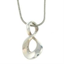 Infinity pendant, by Georg Jensen