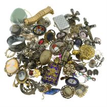 Selection of jewellery