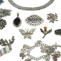 Selection of costumer jewellery