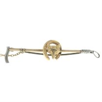 Victorian bar brooch