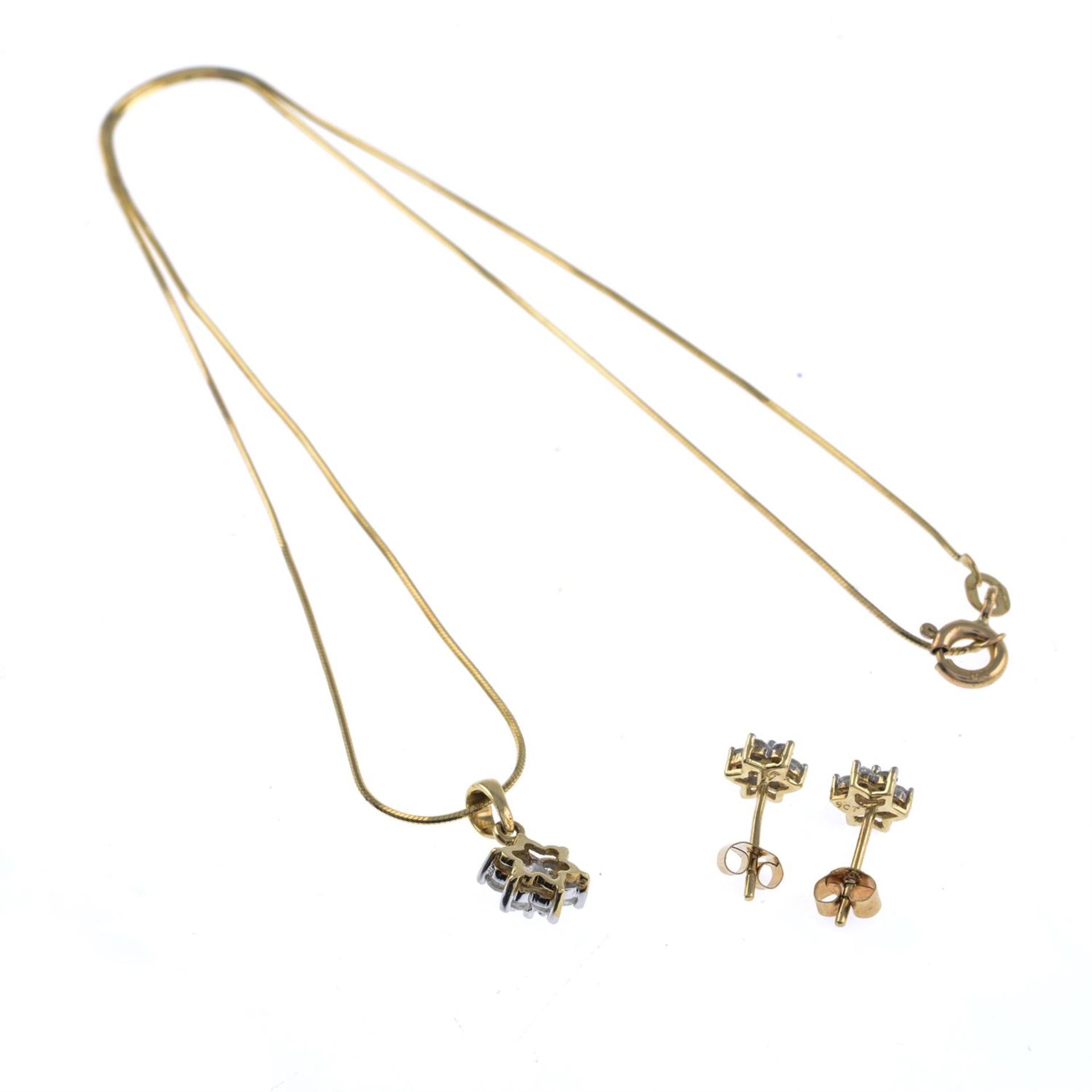 Diamond earrings and pendant set - Image 2 of 2