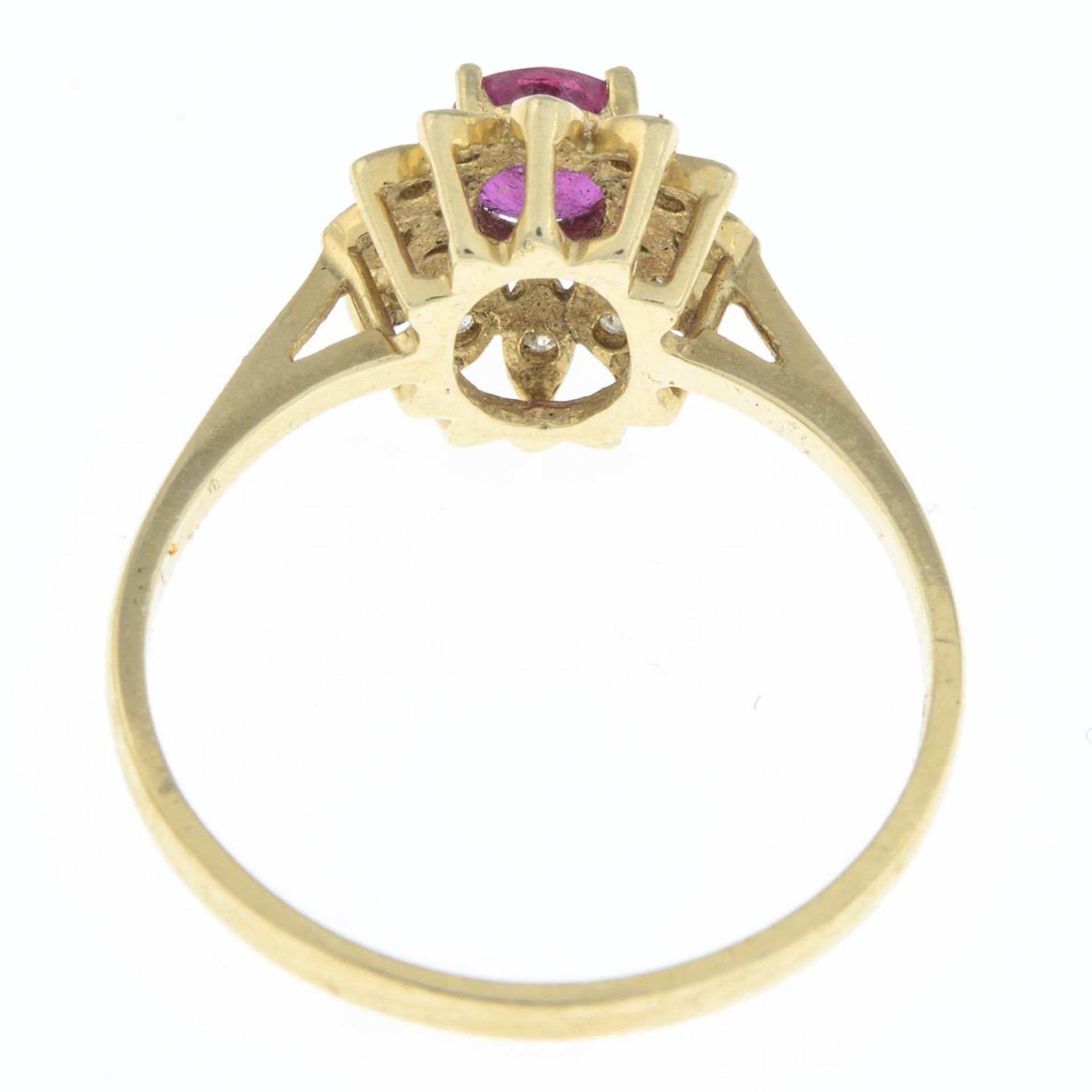 14ct gold ruby & diamond floral cluster ring - Image 2 of 2