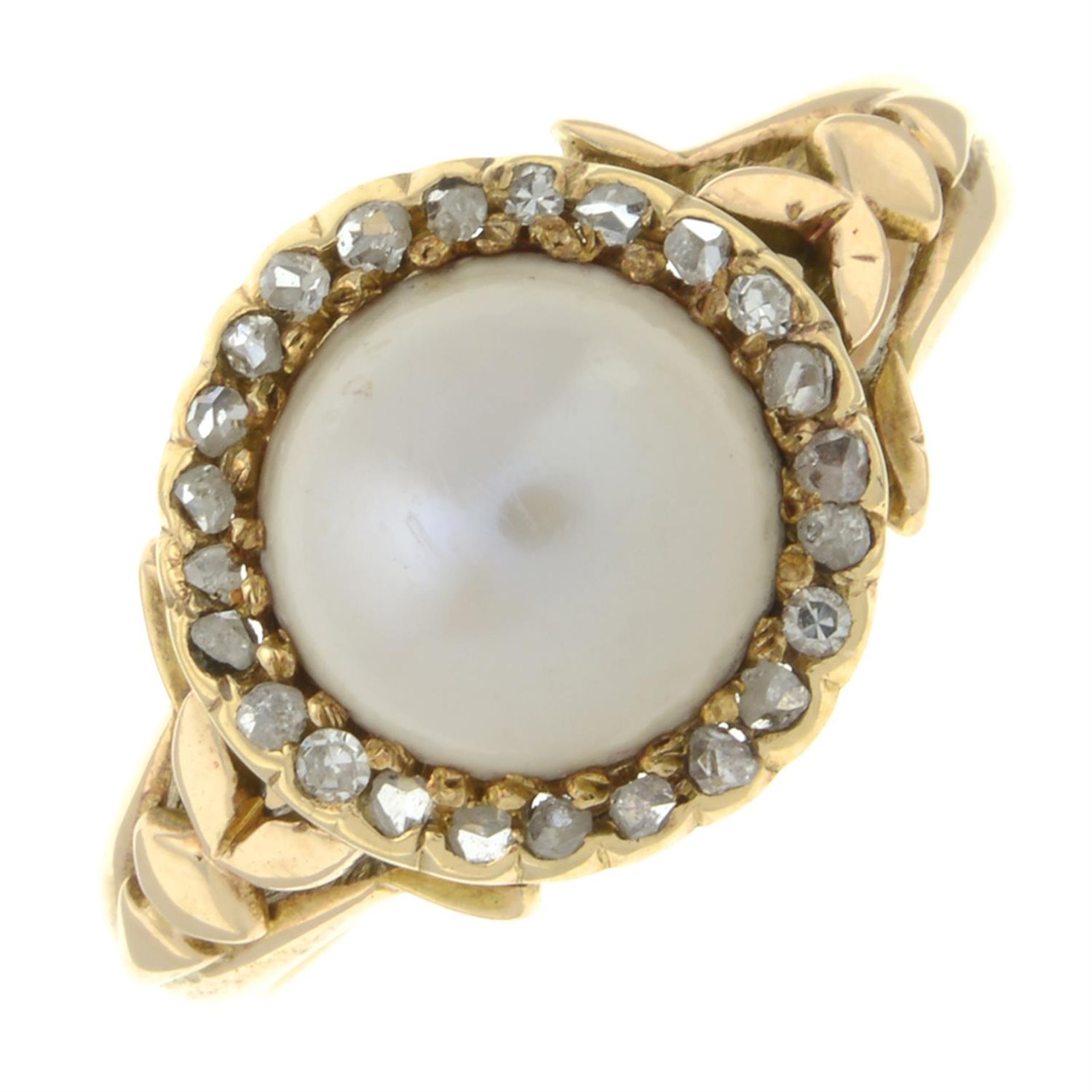 Late Victorian diamond & pearl ring