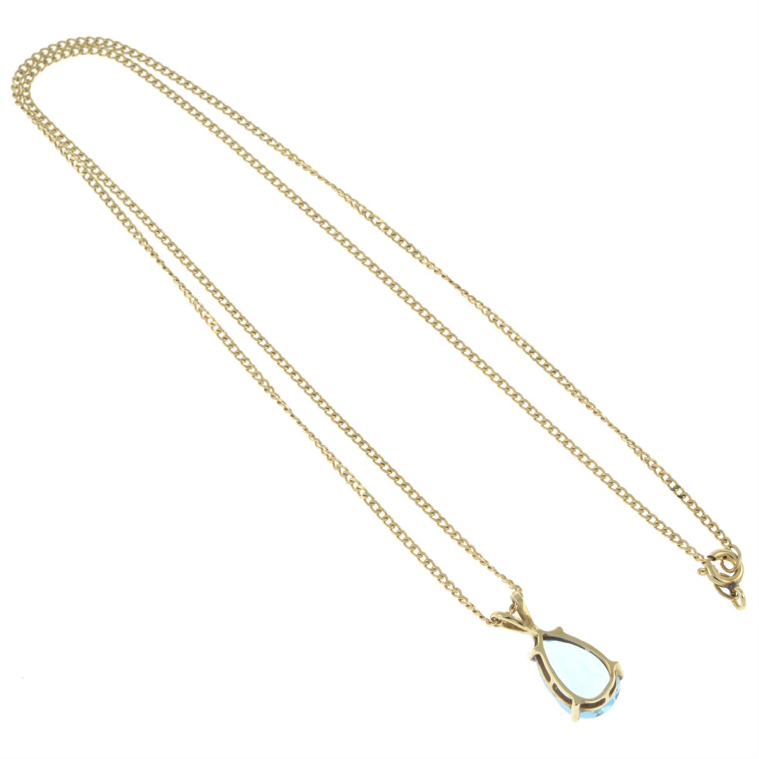 Pear-shape topaz pendant, with 9ct gold chain - Image 2 of 2