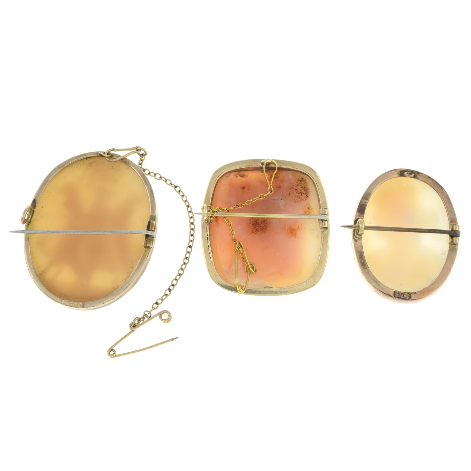 Three 9ct gold cameo brooches - Image 2 of 2