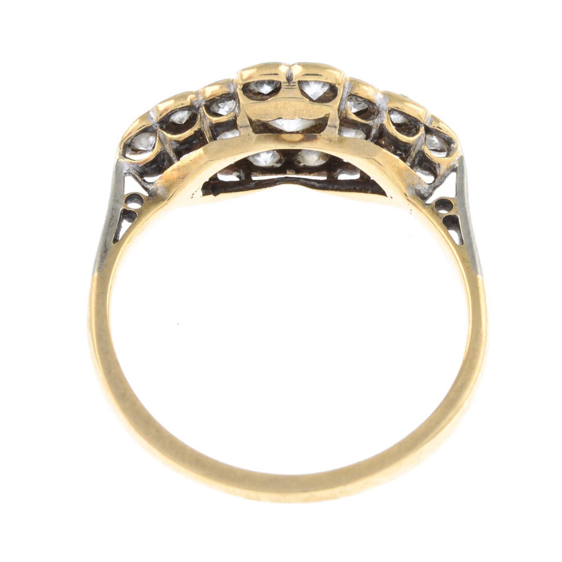 Mid 20th century diamond cluster ring - Image 2 of 2