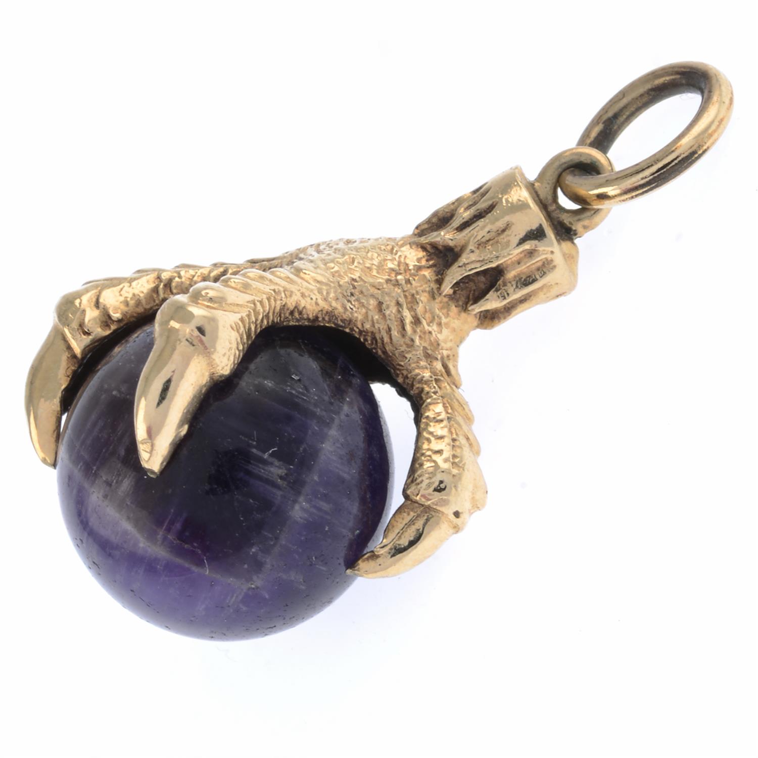 9ct gold amethyst claw pendant / charm - Image 2 of 2