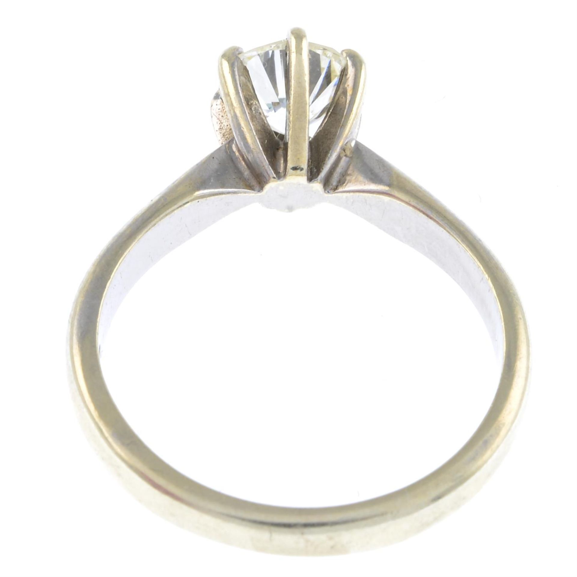 9ct gold diamond ring - Image 2 of 2
