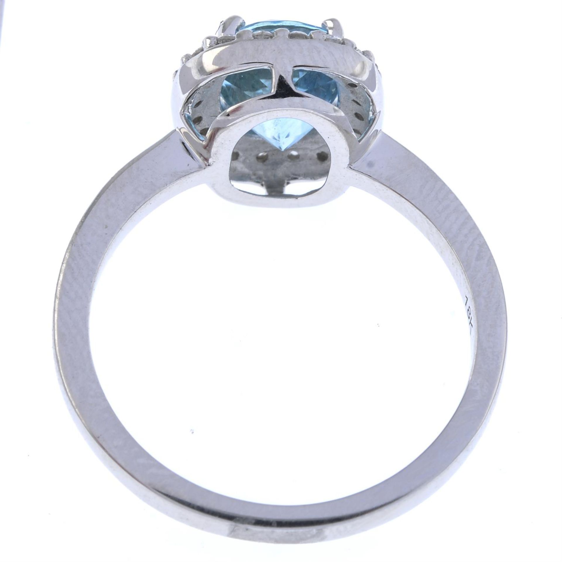 Aquamarine & diamond ring - Image 3 of 3