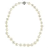 Cultured pearl single-strand necklace, with 18ct gold diamond clasp