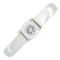 18ct gold diamond single-stone ring