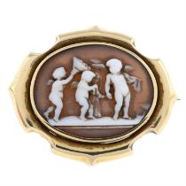 Early 20th gold shell cameo brooch