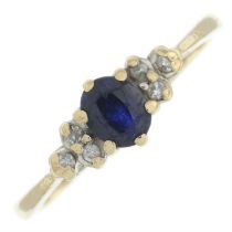 9ct gold sapphire & diamond ring