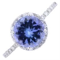 Tanzanite & diamond ring