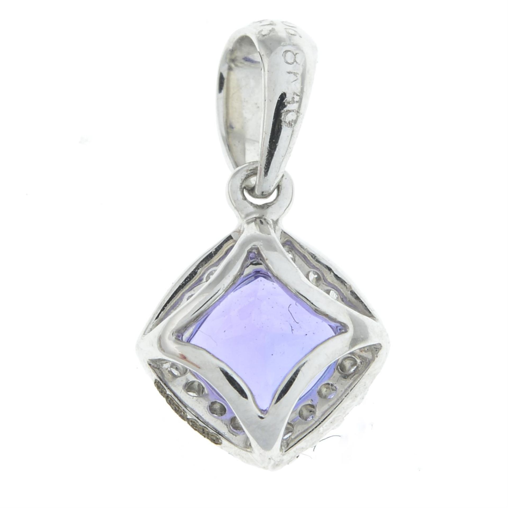 18ct gold tanzanite & diamond pendant - Image 2 of 2