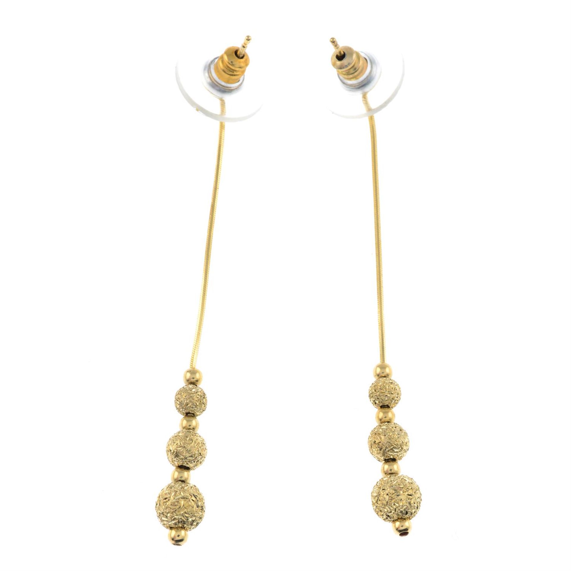 9ct gold drop earrings - Image 2 of 2