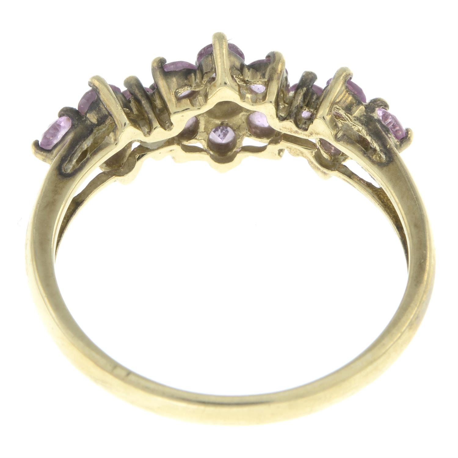 9ct gold pink sapphire floral cluster ring - Image 2 of 2
