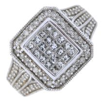 9ct gold diamond cluster ring