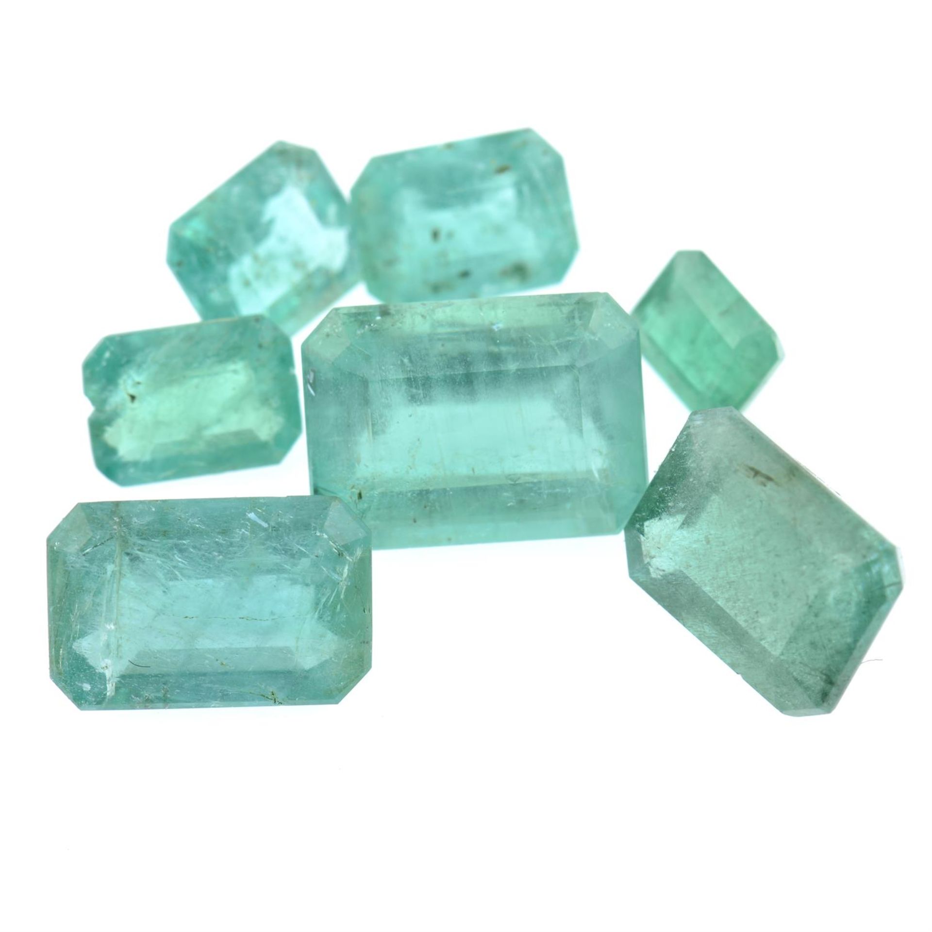 Assorted rectangular-shape emeralds, 7.29ct