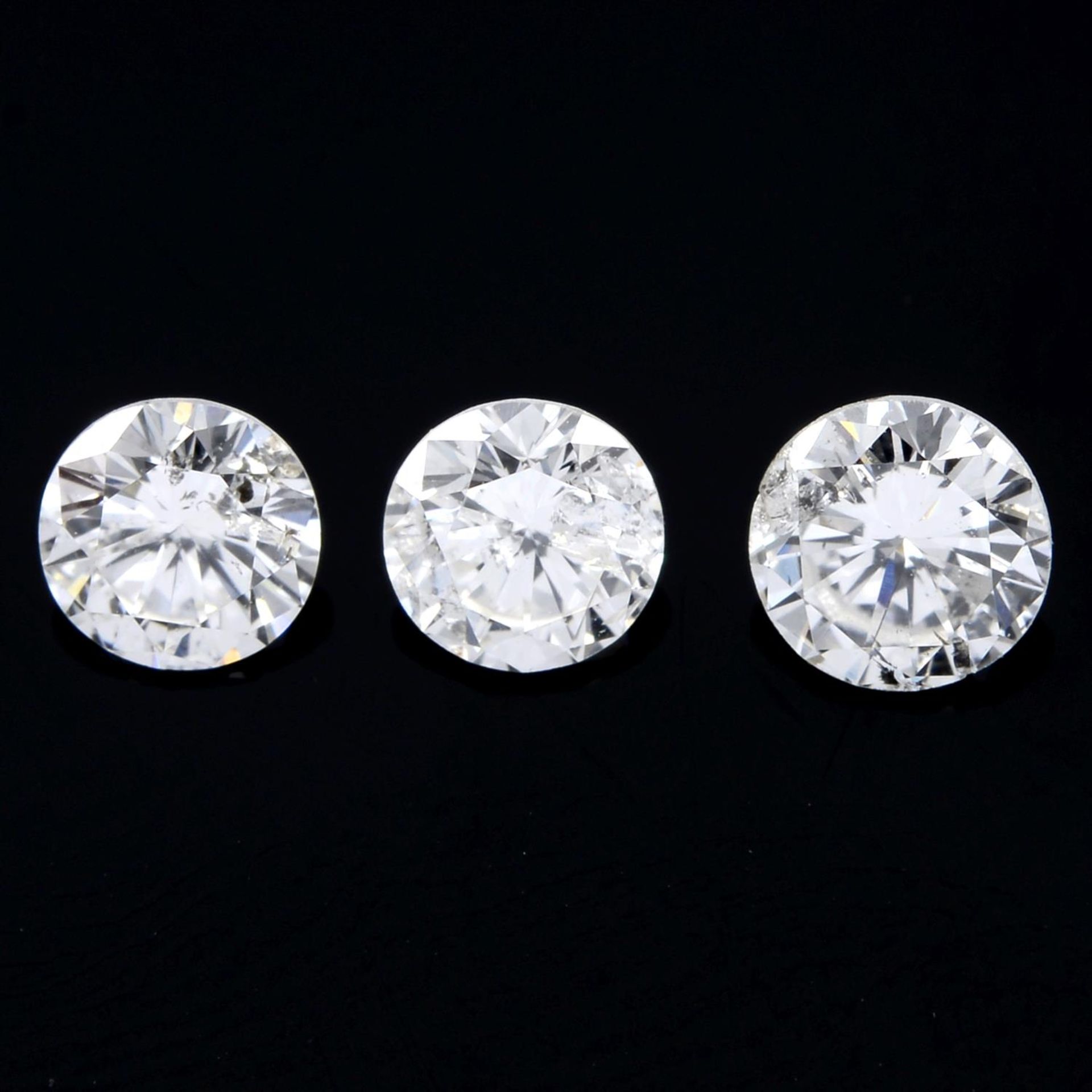Three brilliant-cut diamonds, 0.51ct