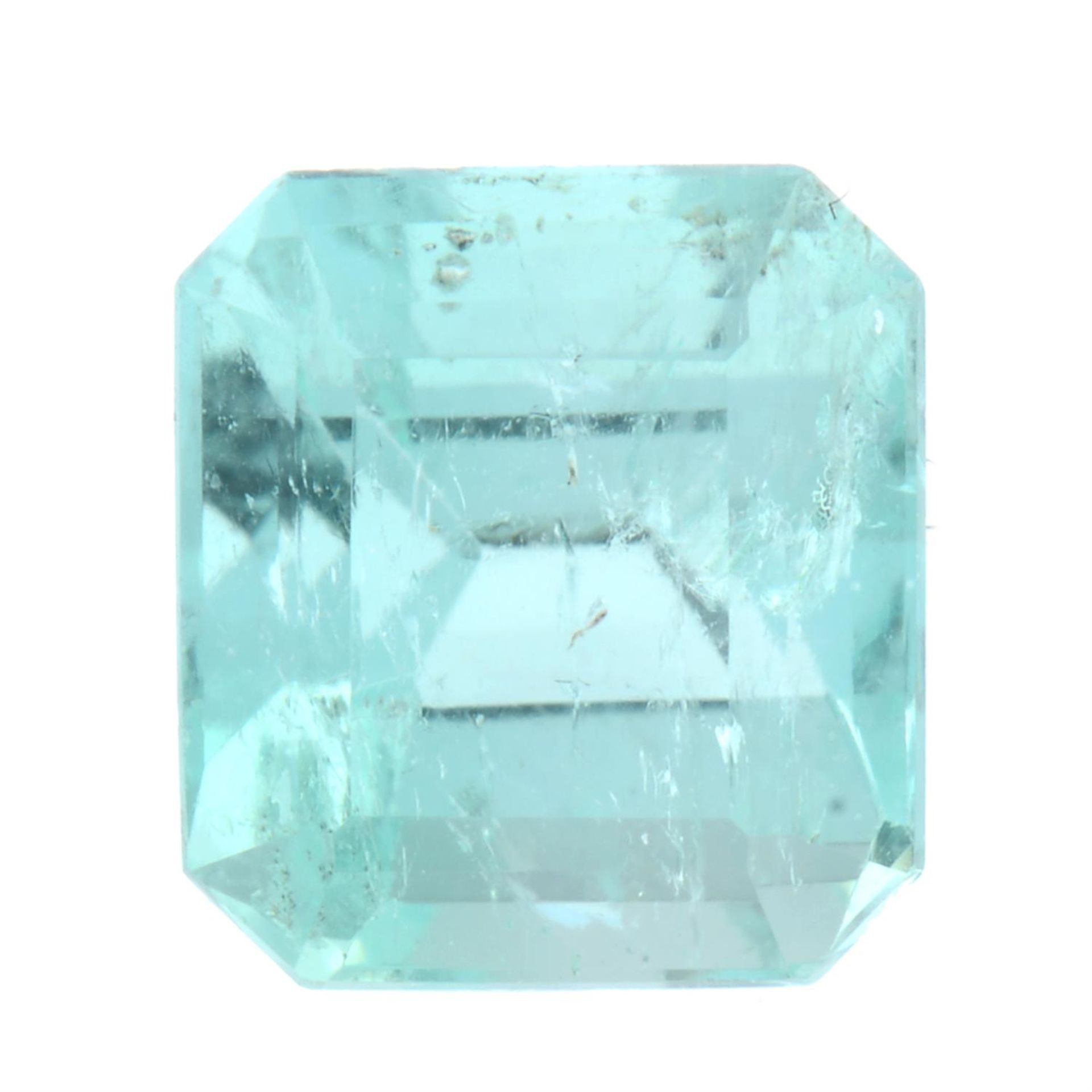 Rectangular-shape emerald, 0.71ct