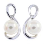 Cultured pearl earrings