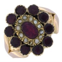 Edwardian 9ct gold garnet & split pearl cluster ring