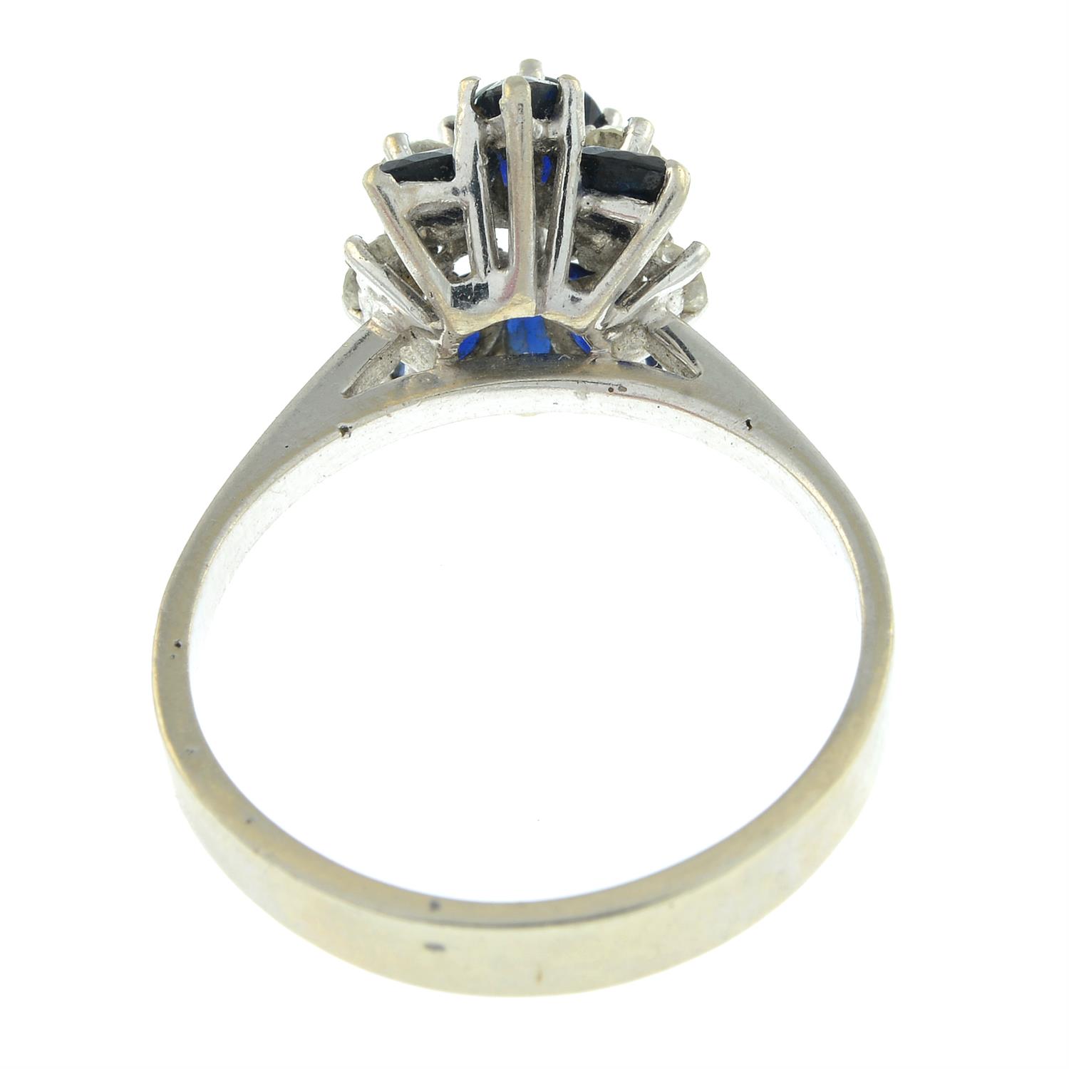 Sapphire & diamond dress ring - Image 2 of 2