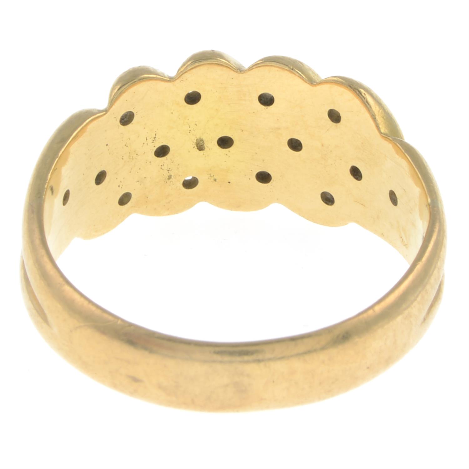 Edwardian 18ct gold keeper ring - Image 2 of 2
