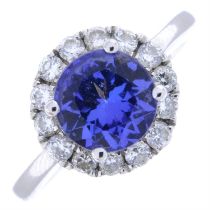 18ct gold tanzanite & diamond ring