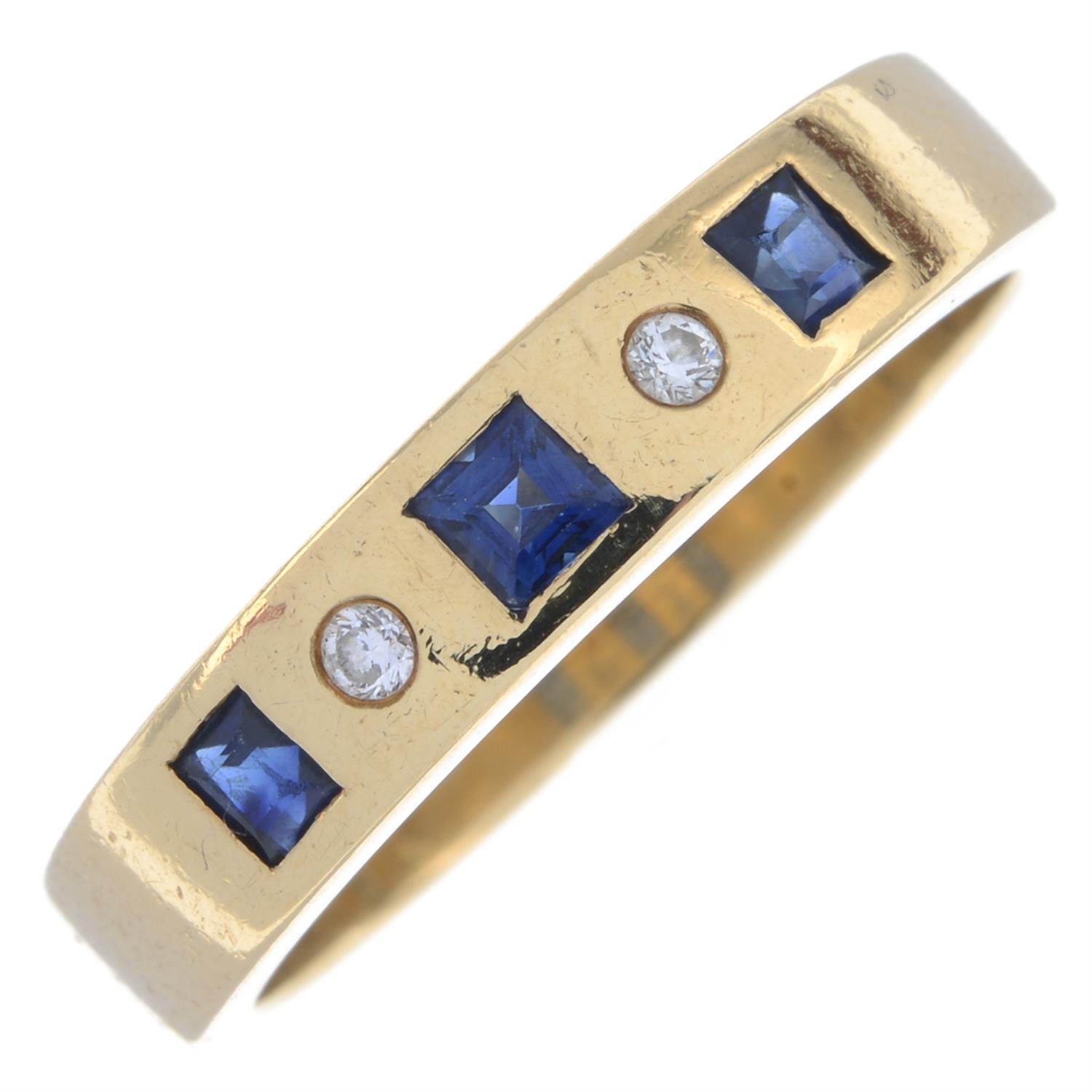 Sapphire & diamond ring