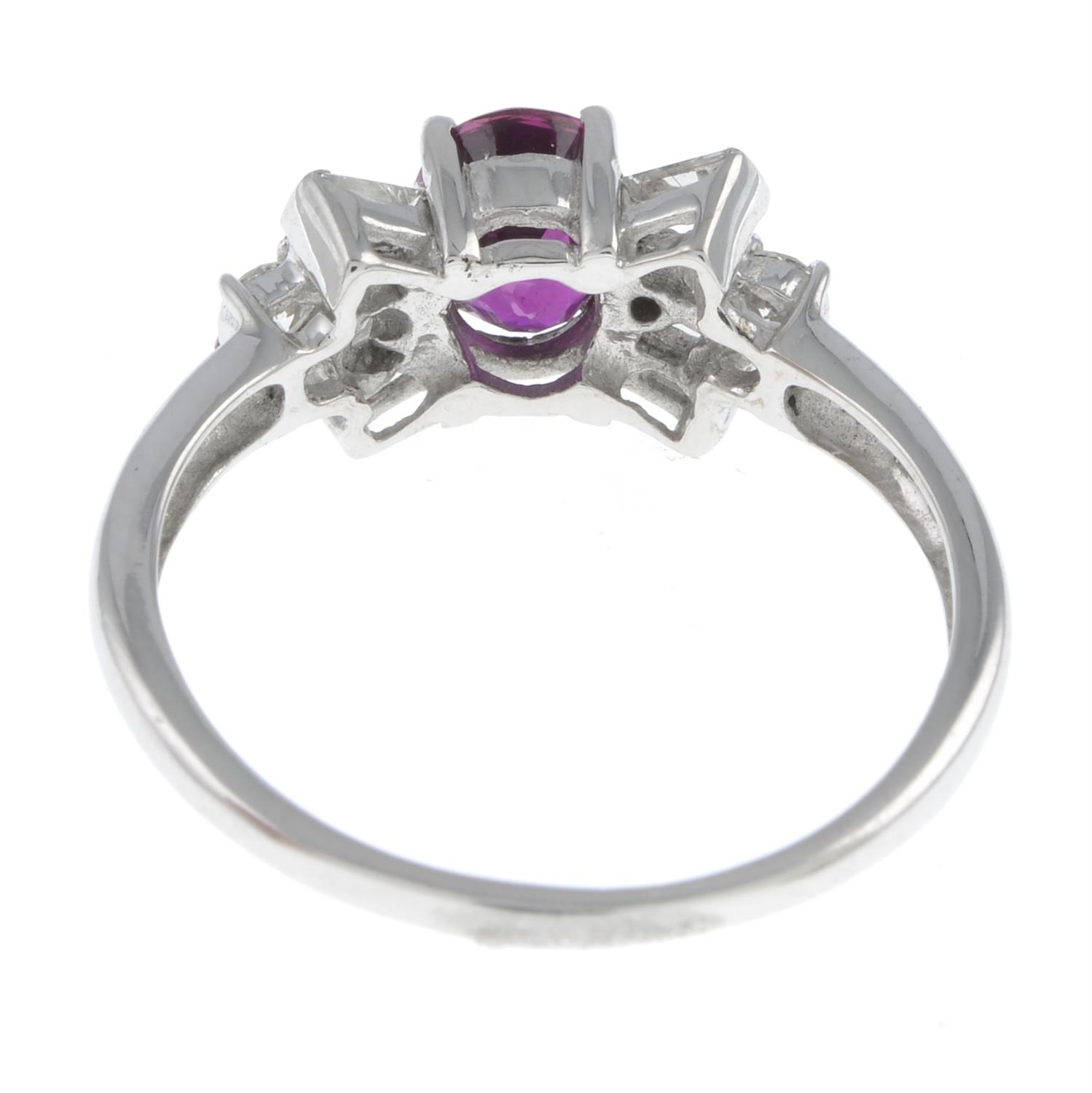 Ruby & diamond ring - Image 2 of 2