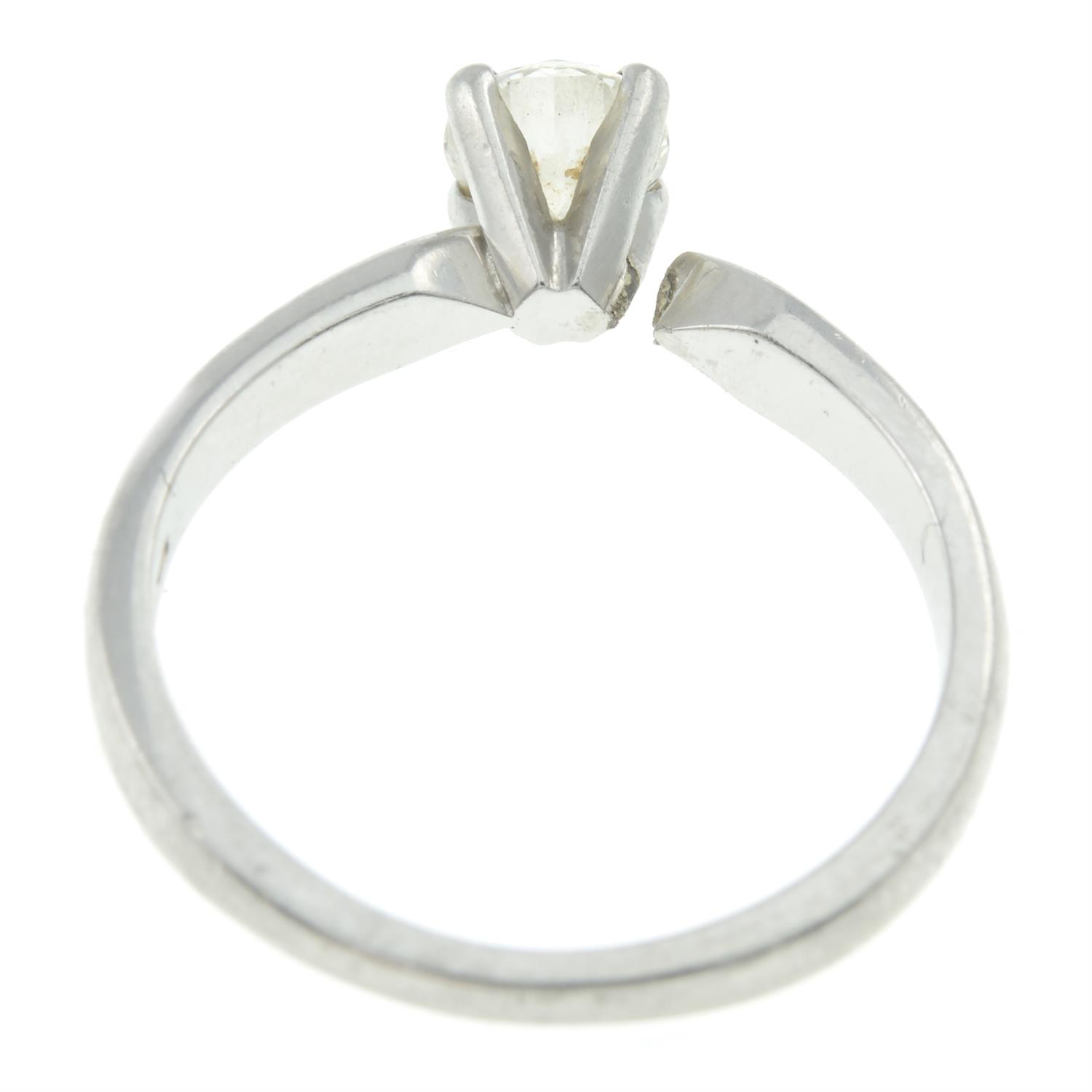 Platinum diamond single-stone ring - Image 2 of 3
