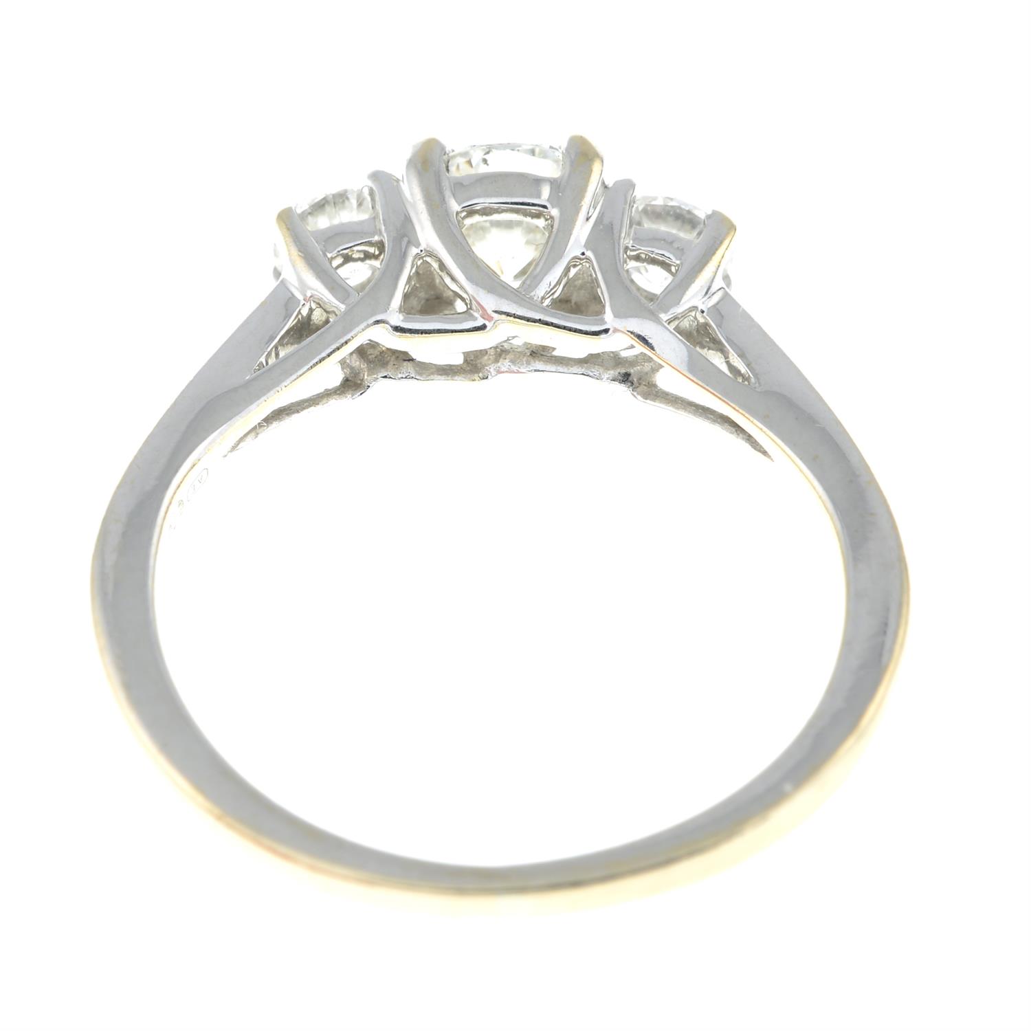 18ct gold diamond three-stone ring - Image 2 of 2