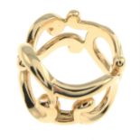 18ct gold 'Rococo' ring, Faberge