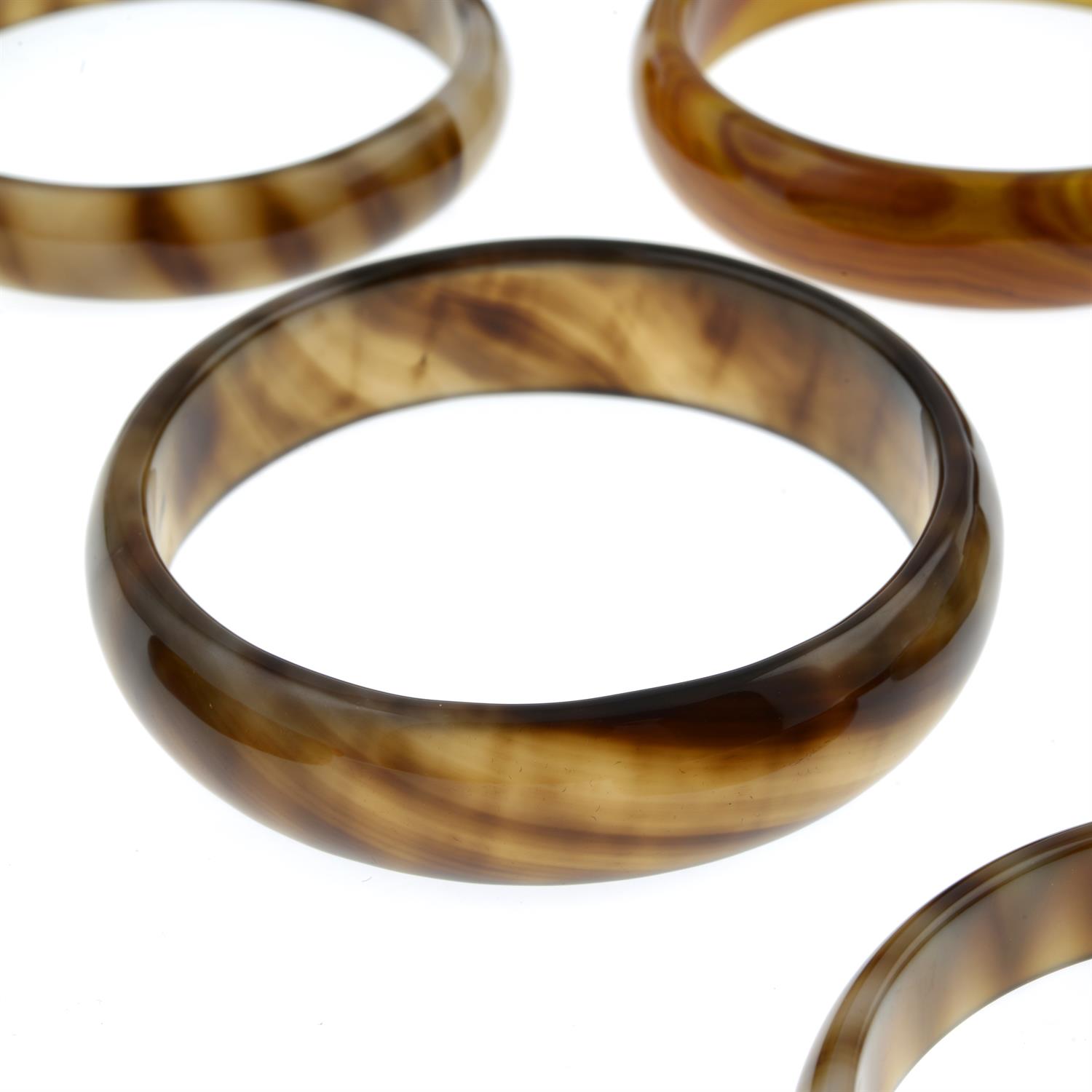 Ten agate bangles - Image 2 of 2